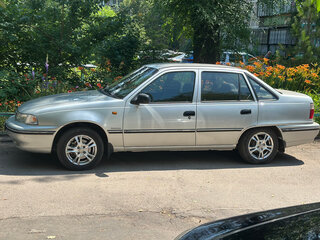 2005 Daewoo Nexia I, серебристый, 300000 рублей, вид 4