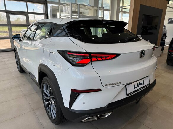 2024 Changan UNI-T I, белый, 3309900 рублей - вид 5