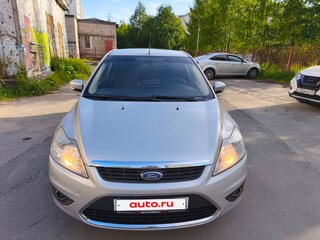2010 Ford Focus II Рестайлинг, серый, 630000 рублей, вид 3