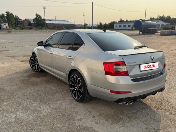 2013 Skoda Octavia III (A7), серебристый, 1290000 рублей - вид 10