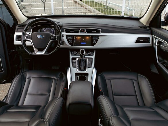 2020 Geely Atlas I, чёрный, 1295000 рублей - вид 15