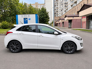 2012 Hyundai i30 II, белый, 995000 рублей, вид 3