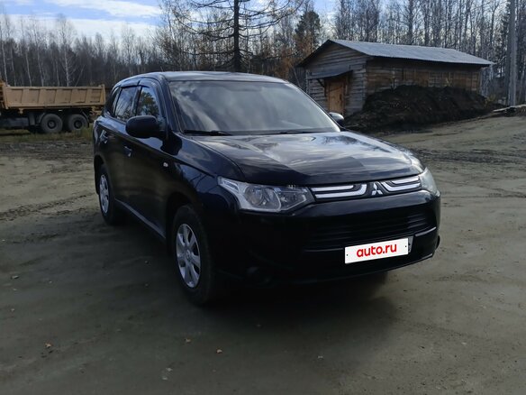 2013 Mitsubishi Outlander III, чёрный, 1200000 рублей - вид 2
