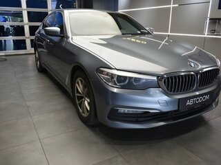 2017 BMW 5 серии 520i VII (G30/G31/G38), серый, 2897000 рублей, вид 3