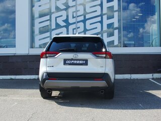2021 Toyota RAV4 V (XA50), белый, 3079000 рублей, вид 4