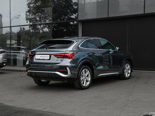 2020 Audi Q3 Sportback 35 TFSI II (F3), серый, 3490000 рублей, вид 4