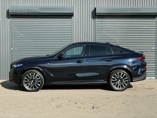 2026 BMW X6 40i III (G06) Рестайлинг, чёрный, 14950000 рублей, вид 4