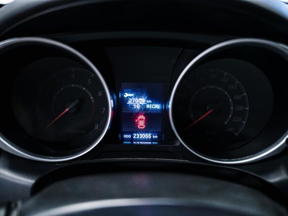 2013 Mitsubishi ASX I Рестайлинг, белый, 980000 рублей - вид 12