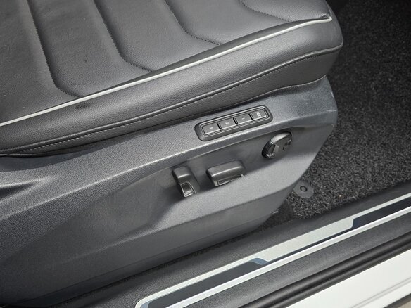 2024 Volkswagen Tiguan II Рестайлинг, белый, 3660000 рублей - вид 6