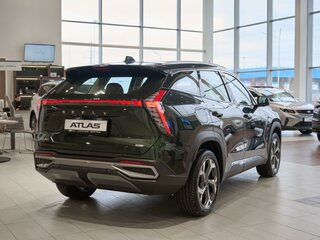 2026 Geely Atlas II, зелёный, 3449990 рублей, вид 5