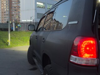 2011 Toyota Land Cruiser 200 Series, чёрный, 3200000 рублей, вид 3