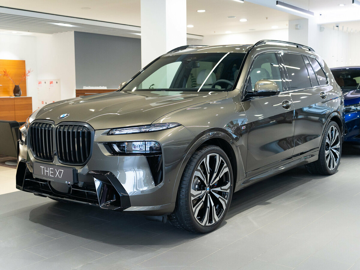 Открыть фотографии: BMW X7 I (G07) Рестайлинг