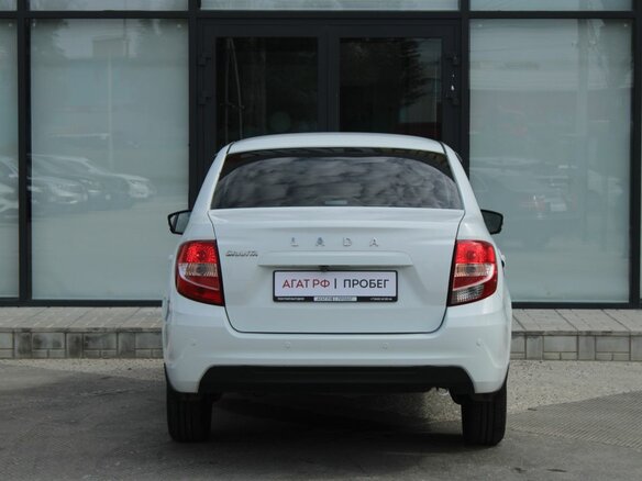 2023 Lada (ВАЗ) Granta I Рестайлинг, белый, 680000 рублей - вид 5