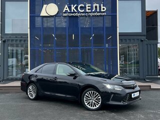 2016 Toyota Camry VII (XV50) Рестайлинг, чёрный, 1988000 рублей, вид 3