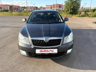 2013 Skoda Octavia II (A5) Рестайлинг, серый, 950000 рублей, вид 3
