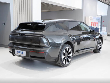 2026 Audi E5 100 kWh, чёрный, 7100000 рублей, вид 5