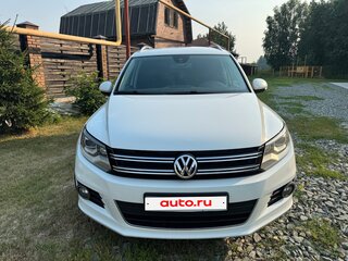 2016 Volkswagen Tiguan I Рестайлинг, белый, 1600000 рублей, вид 2