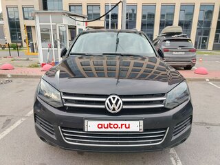 2013 Volkswagen Touareg II, чёрный, 2500000 рублей, вид 2