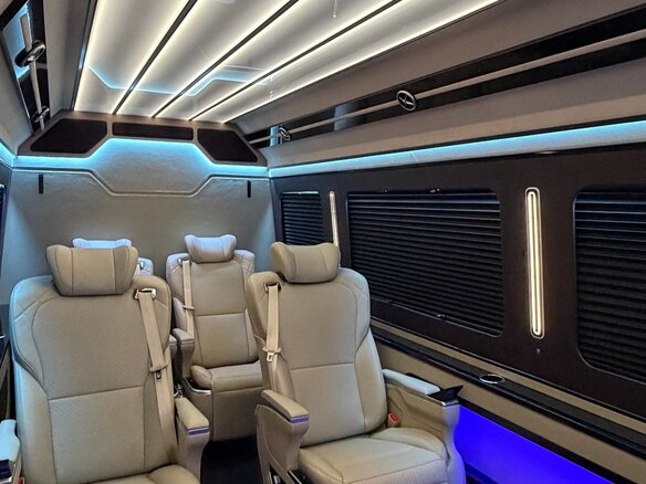 2019 Mercedes-Benz Sprinter, серебристый, 8450000 рублей - вид 13