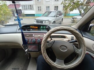 1999 Toyota Vista Ardeo V (V50), белый, 500000 рублей, вид 2