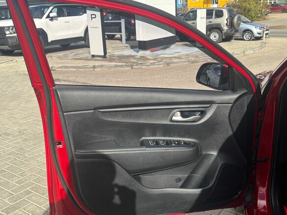 2018 Kia Rio IV, красный - вид 16