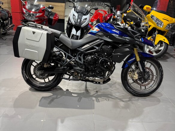 2013 Triumph Tiger 800, синий, 585000 рублей - вид 5