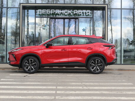 2026 Omoda C5 II, красный, 2779000 рублей, вид 2