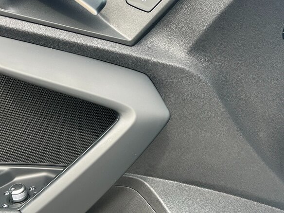 2022 Audi A3 Sportback 35 TFSI IV (8Y), белый, 2638000 рублей - вид 17