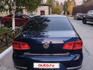 2011 Volkswagen Passat B7, синий, 1100000 рублей, вид 2