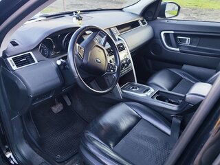 2017 Land Rover Discovery Sport I, чёрный, 1800000 рублей, вид 5