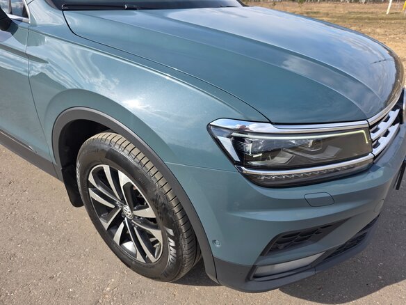 2019 Volkswagen Tiguan II, серый, 2190000 рублей - вид 12