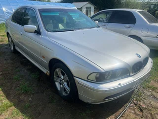 2003 BMW 5 серии 525d IV (E39) Рестайлинг, серебристый, 450000 рублей, вид 3