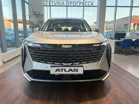 2026 Geely Atlas II, серебристый, 3909990 рублей, вид 5