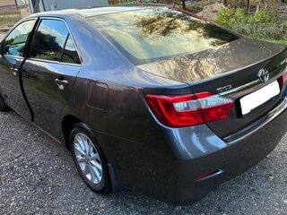 2013 Toyota Camry VII (XV50), серый, 1700000 рублей, вид 4
