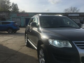 2007 Volkswagen Touareg I Рестайлинг, серый, 940000 рублей, вид 5
