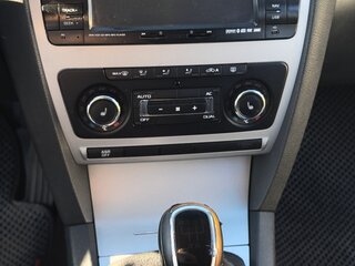 2012 Skoda Octavia II (A5) Рестайлинг, чёрный, 850000 рублей, вид 4