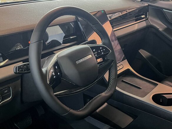2026 Jeland J6, чёрный, 2549000 рублей - вид 14