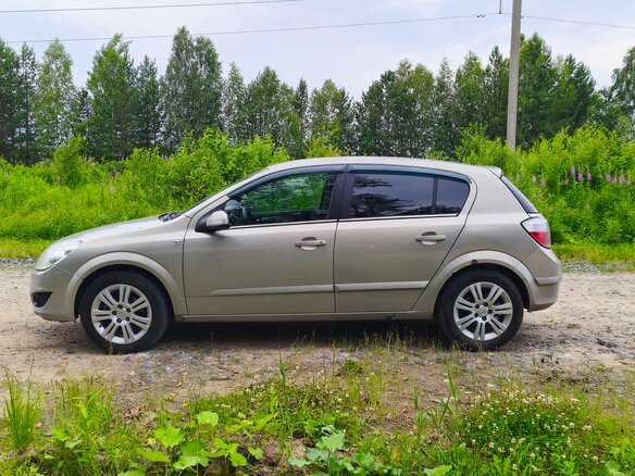 2008 Opel Astra H Рестайлинг, бежевый, 400000 рублей - вид 7