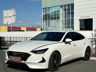 2019 Hyundai Sonata VIII (DN8), белый, 1750000 рублей, вид 1