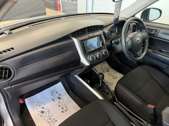 2022 Toyota Corolla Fielder XI (E160, E170) Рестайлинг 2, серый, 1699000 рублей - вид 13