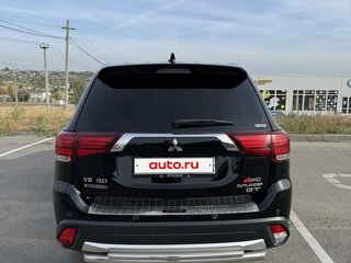 2018 Mitsubishi Outlander III Рестайлинг 2, чёрный, 3570000 рублей, вид 2