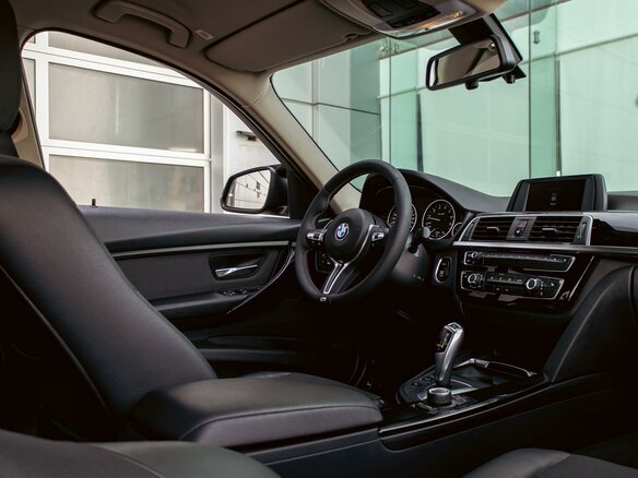 2018 BMW 3 серии 320i VI (F3x) Рестайлинг, синий, 2025000 рублей - вид 26