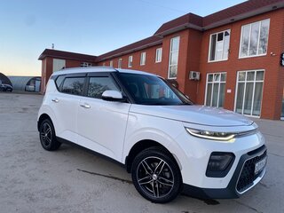 2021 Kia Soul III, белый, 2100000 рублей, вид 3