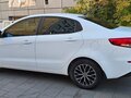 2015 Kia Rio III Рестайлинг, белый, 1100000 рублей - вид 6