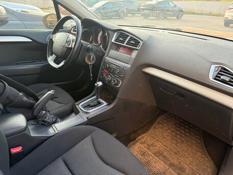 2015 Citroen C4 II, белый, 630000 рублей, вид 4
