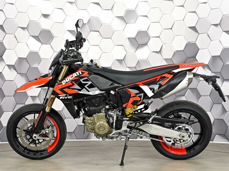2024 Ducati Hypermotard, чёрный, 1277000 рублей, вид 4