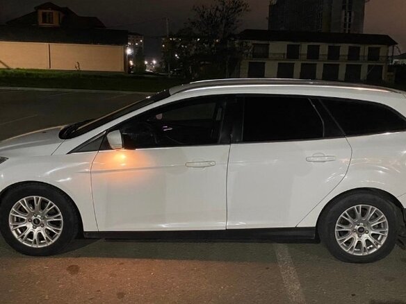 2013 Ford Focus III, белый, 650000 рублей - вид 6