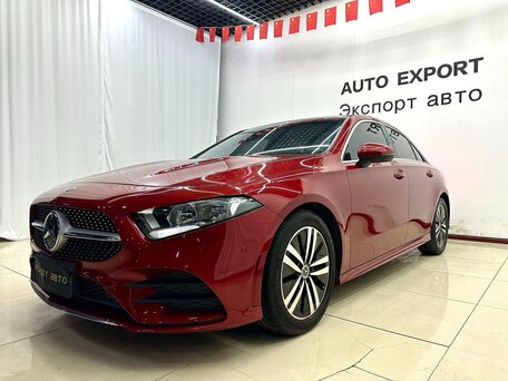 2019 Mercedes-Benz A-Класс 180 Long IV (W177), красный, 1632676 рублей, вид 1