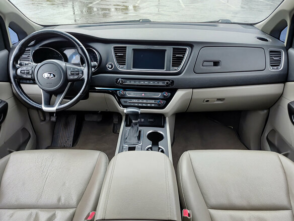 2019 Kia Carnival III, чёрный, 2570000 рублей - вид 13
