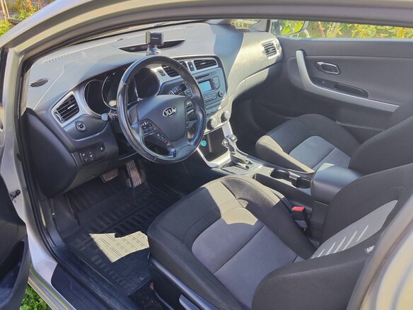 2013 Kia Ceed II, серебристый, 930000 рублей - вид 5